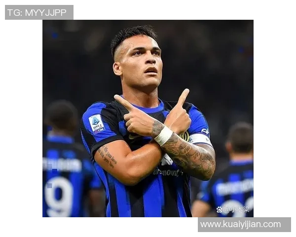 19岁足球明星意外成为父亲视频曝光引发热议与关注